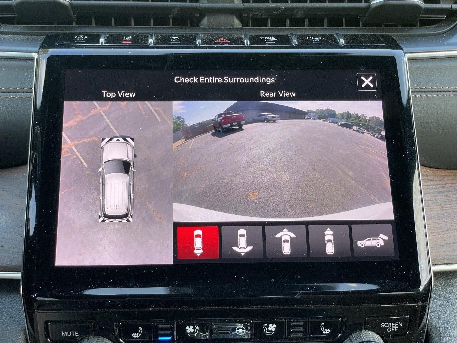 Used 2023 Jeep Grand Cherokee Summit w/ Adv Protech Group IV AWD/4WD image 26