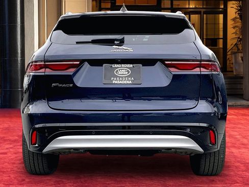 Used 2022 Jaguar F-PACE S image 4