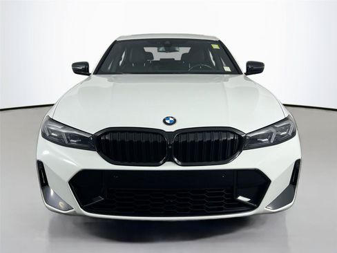 Used 2023 BMW 330i xDrive Sedan w/ M Sport Package AWD/4WD image 9
