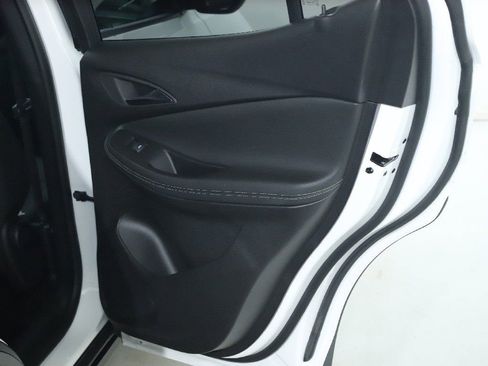 Used 2025 Buick Encore GX Preferred image 31