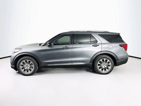 New 2025 Ford Explorer Platinum image 3