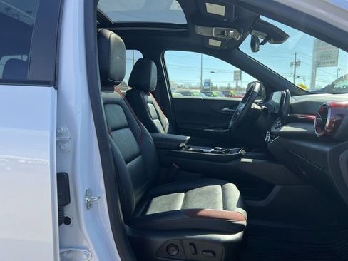 Used 2025 Chevrolet Equinox RS w/ Safety and Technology Package image 19