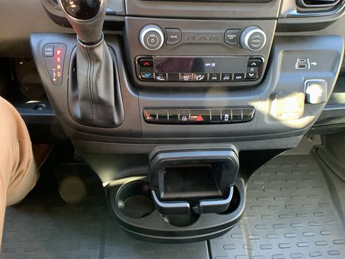 Used 2025 RAM ProMaster 2500 w/ Power Group image 17