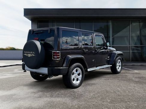 Used 2013 Jeep Wrangler Unlimited Sahara w/ Mopar Chrome Edition Group AWD/4WD image 5
