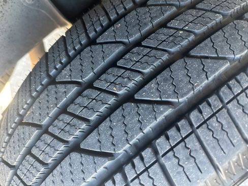 Used 2018 Toyota Tacoma TRD Sport image 11