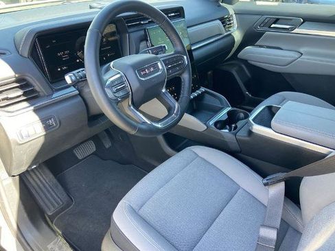 Used 2025 GMC Terrain Elevation image 6