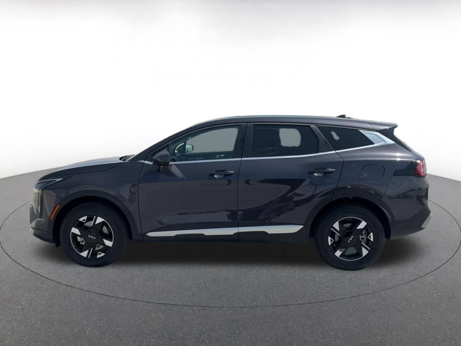 Used 2026 Kia Sportage LX AWD/4WD image 8