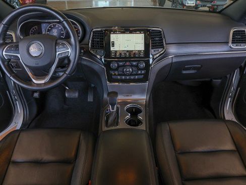 Used 2022 Jeep Grand Cherokee Limited AWD/4WD image 38