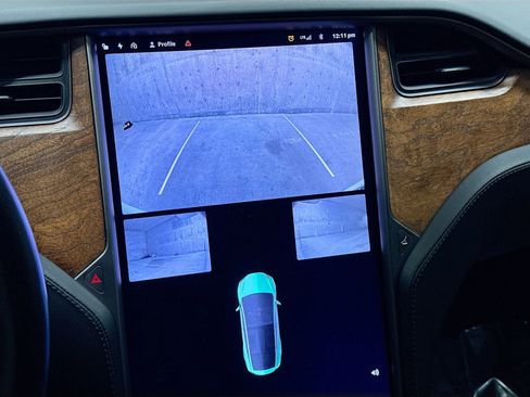 Used 2019 Tesla Model X 75D image 15