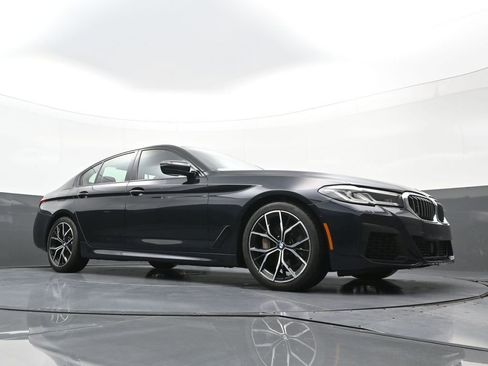 Used 2023 BMW 540i xDrive w/ Executive Package AWD/4WD image 22