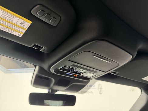 New 2026 Lincoln Navigator Reserve AWD/4WD image 6