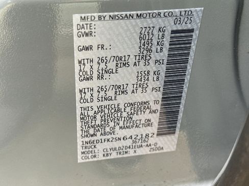 Used 2025 Nissan Frontier PRO-4X AWD/4WD image 25
