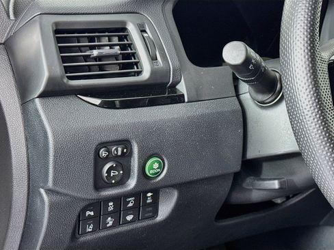 Certified 2024 Honda Ridgeline Black Edition image 10