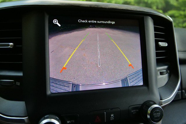 Used 2021 RAM 2500 Laramie AWD/4WD image 13
