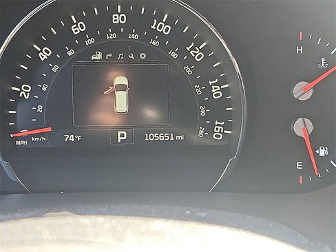 Used 2016 Kia Sorento SX image 22