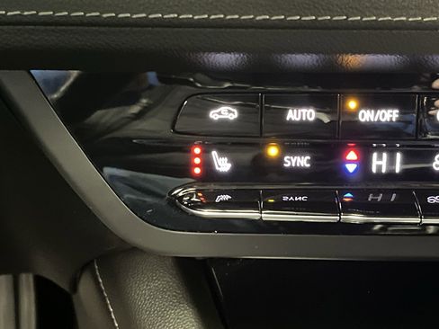 Certified 2023 Buick Envision Preferred w/ Sport Touring Package image 24