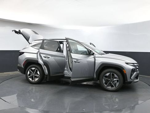 Used 2025 Hyundai Tucson SEL AWD/4WD image 40