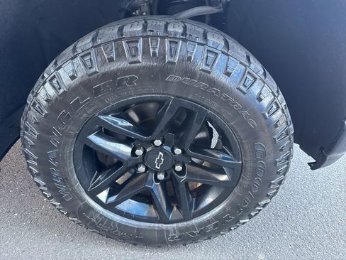 Used 2019 Chevrolet Silverado 1500 Custom Trail Boss w/ Custom Convenience Package image 13