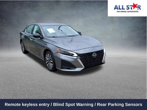 Used 2025 Nissan Altima 2.5 SV FWD image 1