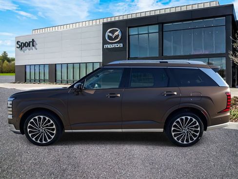 Used 2026 Hyundai Palisade Calligraphy image 7