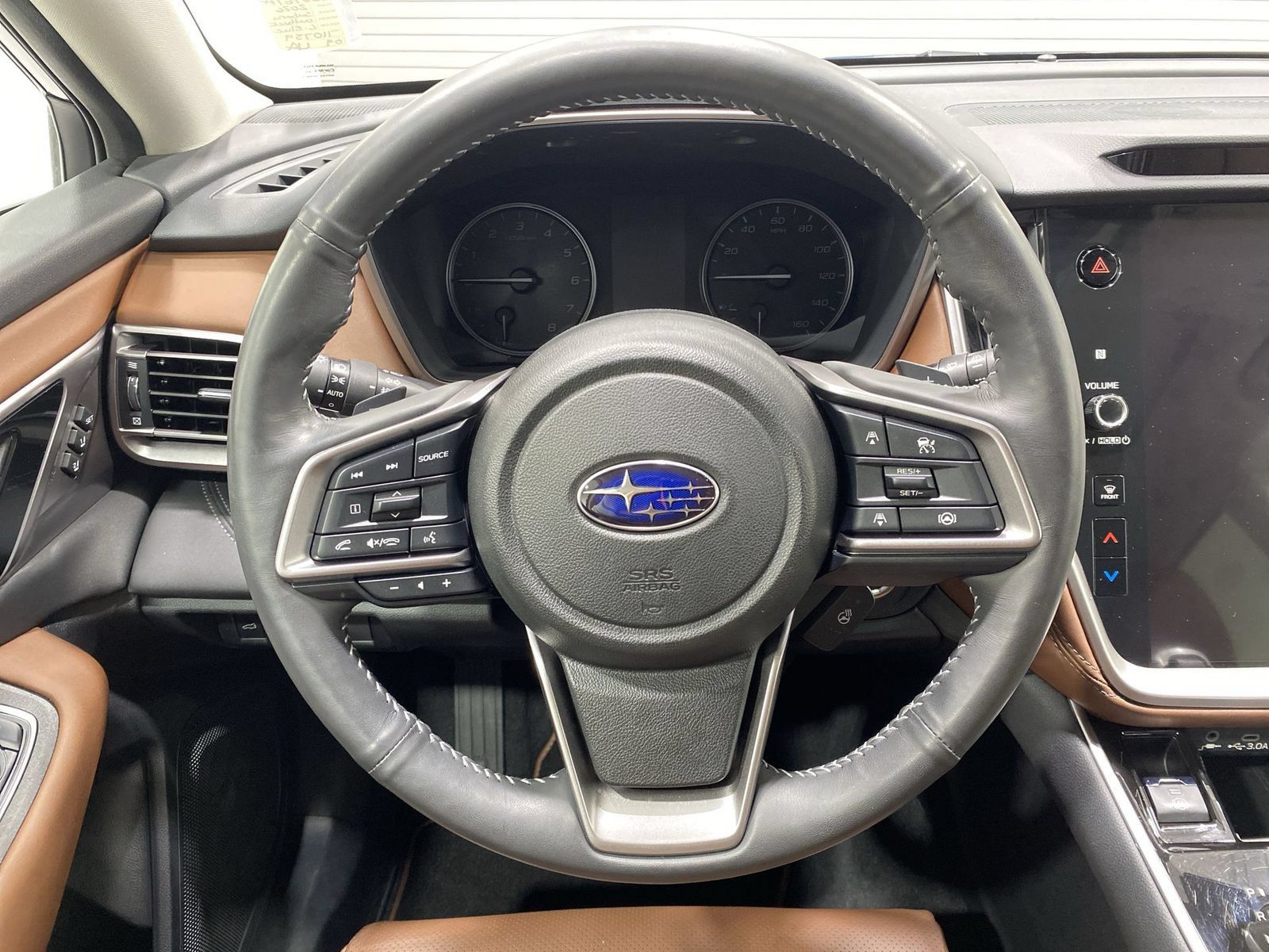 Used 2023 Subaru Outback Touring AWD/4WD image 14