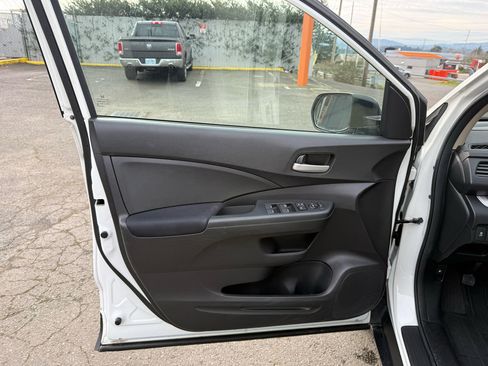 Used 2016 Honda CR-V SE image 10