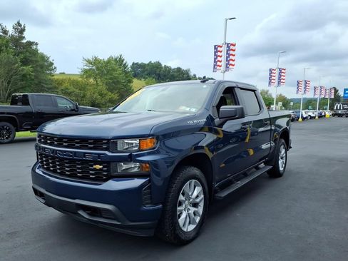 Used 2021 Chevrolet Silverado 1500 Custom AWD/4WD image 4