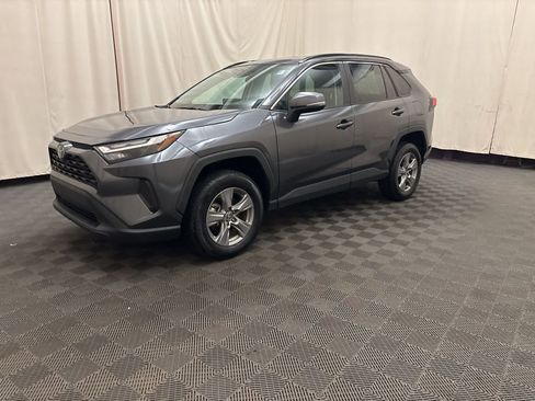 Used 2024 Toyota RAV4 XLE image 1
