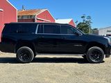 Used 2017 GMC Yukon XL SLT image 2