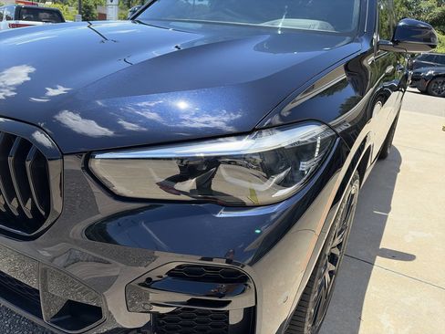 Used 2023 BMW X5 xDrive40i w/ M Sport Package AWD/4WD image 11