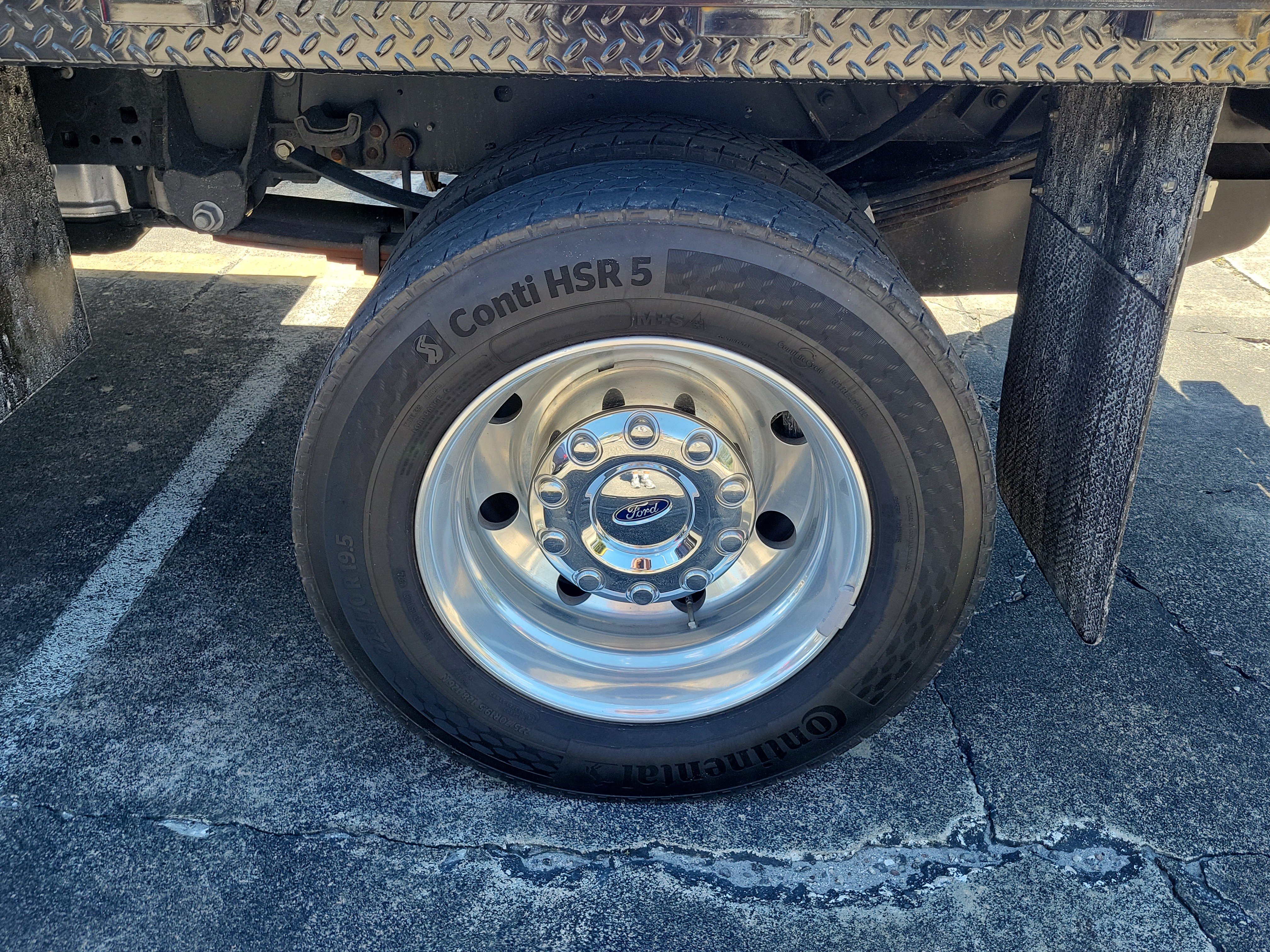 Used 2025 Ford F450 XL w/ Snow Plow Prep Package AWD/4WD image 3