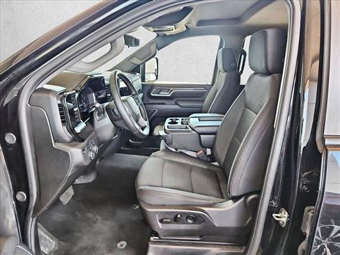 Used 2025 Chevrolet Silverado 2500 LT w/ Convenience Package AWD/4WD image 15
