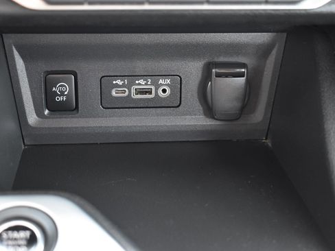 Used 2024 Nissan Sentra SV FWD image 36