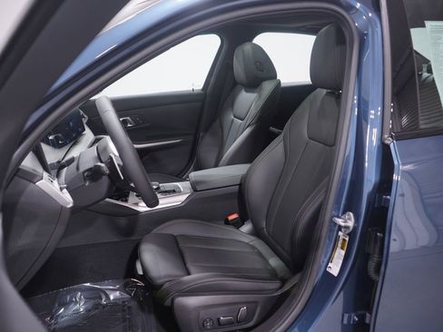 New 2026 BMW 330i Sedan w/ M Sport Package image 7