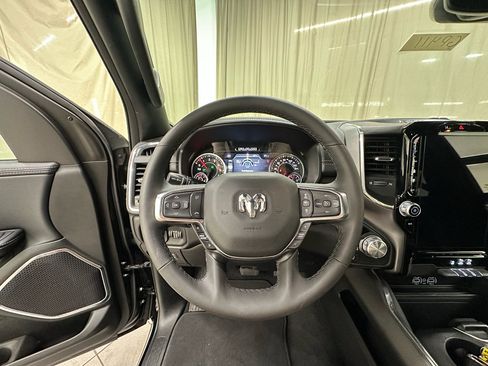 Used 2026 RAM 1500 Laramie AWD/4WD image 22