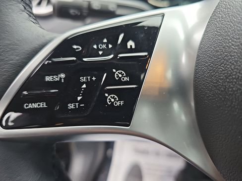 New 2026 Mercedes-Benz GLB 250 image 18