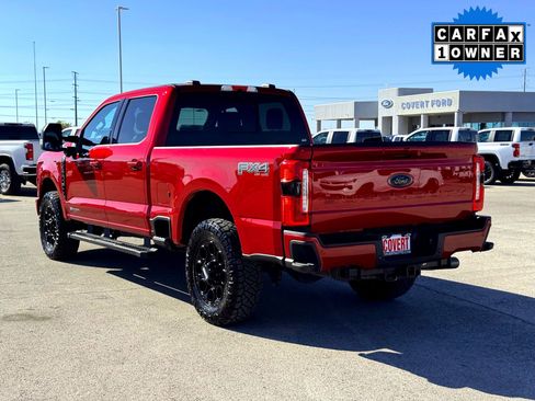 Used 2024 Ford F350 Lariat w/ Black Appearance Package image 9