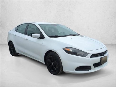 Used 2016 Dodge Dart SXT image 3