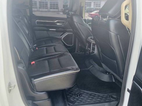 Used 2020 RAM 1500 Laramie AWD/4WD image 16