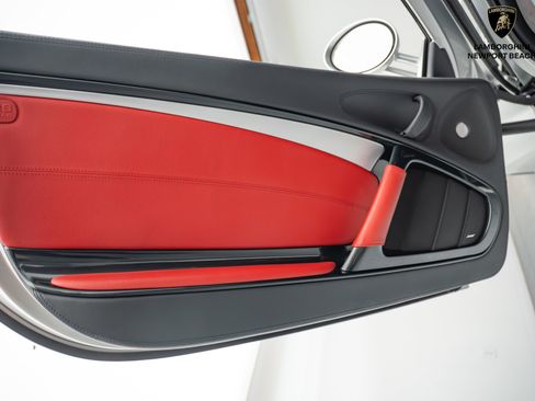 Used 2006 Mercedes-Benz SLR SLR McLaren image 39