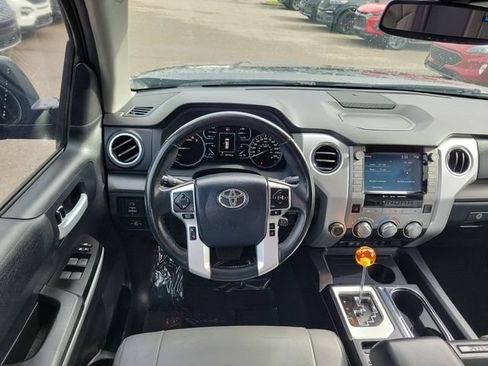 Used 2020 Toyota Tundra SR5 w/ SR5 Leather Package AWD/4WD image 11