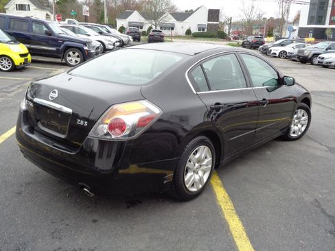 Used 2009 Nissan Altima 2.5 S image 2