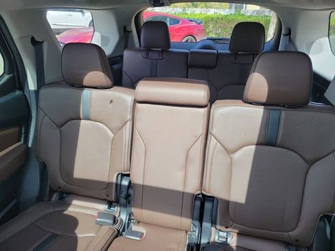 Used 2023 Honda Pilot Elite image 10