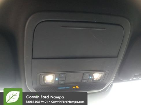 Used 2020 Ford Explorer XLT w/ Equipment Group 202A image 22