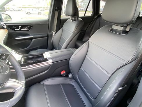 Certified 2025 Mercedes-Benz GLC 350e 4MATIC image 6