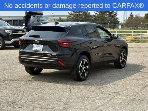 Certified 2024 Chevrolet Trax RS w/ Driver Confidence Package FWD image 7