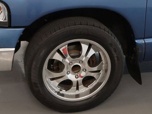 Used 2004 Dodge Ram 1500 Truck ST w/ ST Value Group image 7