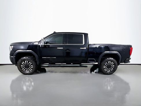 Used 2024 GMC Sierra 2500 Denali Ultimate w/ Max Trailering Package image 4