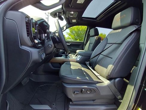 New 2026 Chevrolet Silverado 1500 High Country AWD/4WD image 15