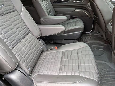Certified 2023 Cadillac Escalade V w/ LPO, ONYX Package image 25